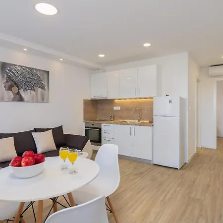 아파트 Juranovic Ii 마카르스카