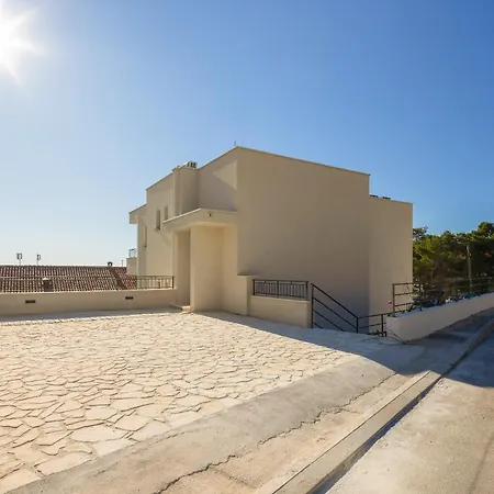 아파트 Juranovic Ii *